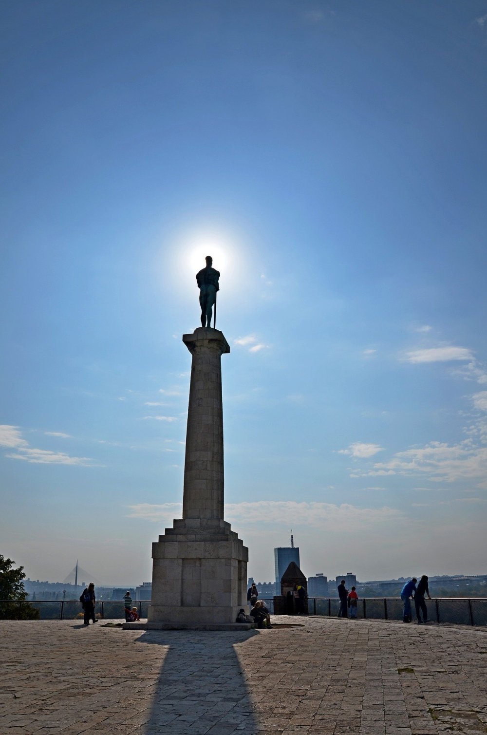 belgrade-2260660_1920-1